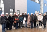 Самарская СРО в рамкках профориентационного проекта организовала экскурсию студентов на стройплощадку, где возводят завод