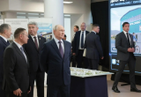 Ирек Файзуллин доложил Владимиру Путину о ключевых инструментах поддержки регионов в ходе осмотра выставки в Бурятии 