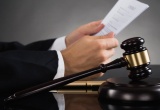 Суд обязал столичную СРО вместе с подрядчиком возместить Фонду капремонта выплату жильцу за понесённый ущерб