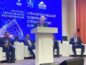 Михаил Посохин подписал соглашение о намерении создать Консорциум по выработке технической политики в области строительства