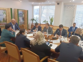 Представители Минстроя России приняли участие в заседаниях профильных комитетов Государственной Думы