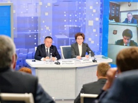 Ирек Файзуллин ответил на вопросы в рамках «Парламентского диалога» в Совете Федерации