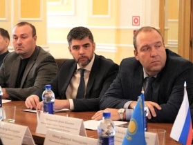 Андрей Бессерт на встрече с консулом Республики Казахстан обозначил направления сотрудничества между двумя странами в сфере строительства