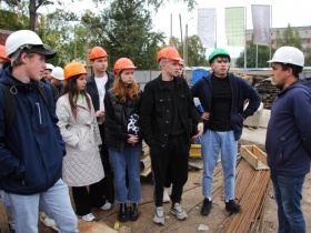 Архангельская СРО организовала для студентов профильного техникума очередную экскурсию на строительную площадку