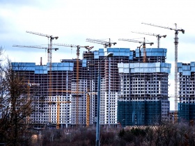 В госкомпании «Дом.РФ» уверены, что рекордные запуски проектов жилья в России обеспечат стабильный ввод до 2026 года 