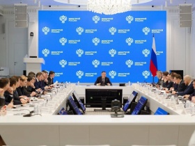 В рамках серии оперативных совещаний в Минстрое России подведены итоги работы организаций в сфере строительства
