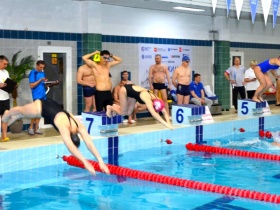 В рамках Спартакиады строителей, проводимой при поддержке и активном участии челябинской СРО, названы самые быстрые пловцы 
