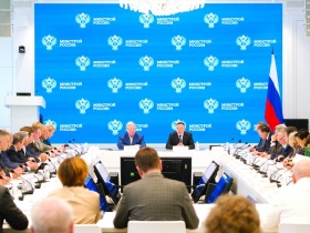 На заседании Общественного совета при Минстрое России обсудили вопросы модернизации ЖКХ и развития строительной отрасли