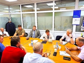 Антон Глушков провёл встречу с заместителем главы Республики Хакасия Юрием Курлаевым
