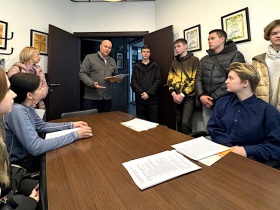 Самарская СРО в рамках проекта «Диалоги со строителями» организовала экскурсию студентов в компанию по установке свай