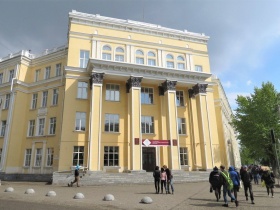 ​В Алтайском крае строители, саморегуляторы и ОНФ решили обратиться к властям для разработки комплексной программы подготовки рабочих кадров в отрасли