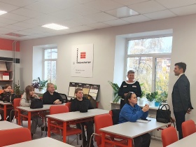 Вологодская СРО организовала экскурсию студентов на объект компании, руководитель которой нанёс ответный визит в колледж