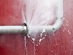 Проигравший иск страховой компании ликвидированный подрядчик привёл московскую СРО к солидарной ответственности