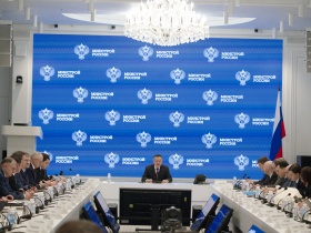 На совещании в Минстрое России обсудили итоги реализации федеральных проектов и подготовку к Международному форуму в Казани