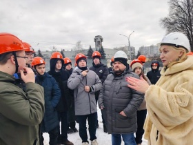 Курская СРО в рамках проекта «Строительный класс» познакомила школьников с ходом масштабной реконструкции воинского мемориала 