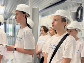 Петербургская СРО организовала для учеников строительных классов экскурсию на объекты энергетики