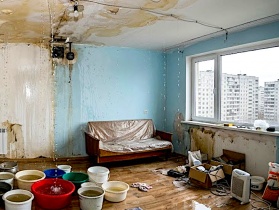 Арбитраж взыскал с подмосковной СРО и её участника-банкрота убытки из-за залива, случившегося через четыре года после ремонта 