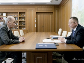 Министр строительства и ЖКХ РФ Ирек Файзуллин провел рабочую встречу с президентом НОПРИЗ Анваром Шамузафаровым