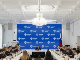 Какие вопросы обсуждали участники еженедельного оперативного совещания в Минстрое России