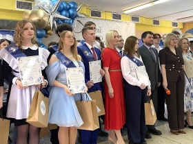 Хабаровская СРО приняла участие в выпускной линейке, провожая первых выпускников строительного класса лицея «Вектор» во взрослую жизнь