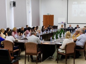 В Иркутске состоялся круглый стол по вопросу преодоления дефицита рабочих кадров на стройках