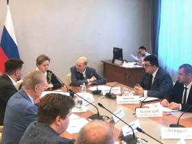 Анвар Шамузафаров провёл заседание Ассамблеи региональных общественных советов в сферах строительства и ЖКХ