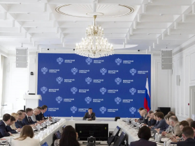 Какие вопросы обсуждали участники еженедельного оперативного совещания в Минстрое России 