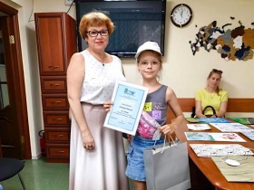 Дальневосточная СРО в канун Дня строителя наградила победительницу и призёров третьего конкурса детского рисунка