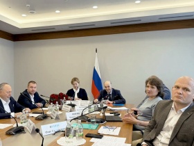 Анвар Шамузафаров провёл заседание Ассамблеи региональных общественных советов в сферах строительства и ЖКХ