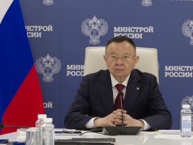 Ирек Файзуллин на заседании с участим вице-премьеров Кабмина обсудил вопросы по функционированию отдельных отраслей экономики
