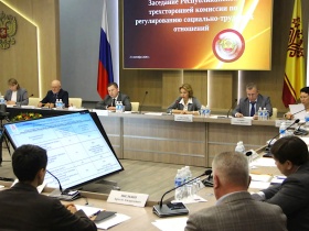 Как руководитель чувашской СРО представлял интересы строителей республики на заседании трёхсторонней комиссии