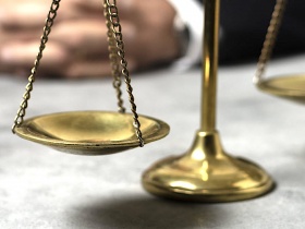 Суд взыскал с питерской СРО неотработанный банкротом-подрядчиком аванс музейного центра, но она решила оспорить вердикт
