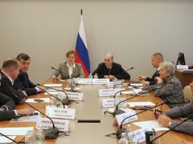 Анвар Шамузафаров провёл заседание Ассамблеи региональных общественных советов в сферах строительства и ЖКХ