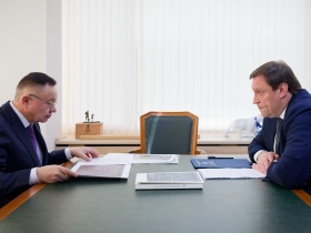 Ирек Файзуллин и Сергей Пахомов обсудили ряд вопросов в сфере ЖКХ и ход реализации социальных и инфраструктурных проектов в регионах