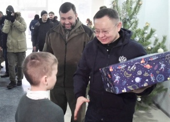 Ирек Файзуллин исполнил желание девятилетнего Елисея из ДНР, участника Всероссийской благотворительной акции «Ёлка желаний»