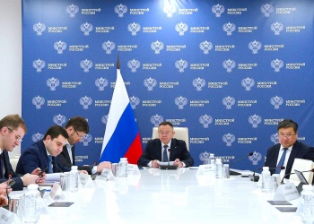 Ирек Файзуллин принял участие в совещании по восстановлению новых регионов России