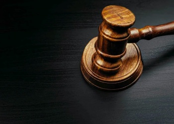 Суд обязал столичную СРО в силу статьи 60.1 ГрК погасить штраф подрядчика за неисполнение гарантийных обязательств