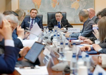 Ирек Файзуллин принял участие в рабочем совещании комитета Госдумы по строительству и ЖКХ            