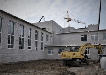 Строители и саморегуляторы Алтайского края выясняли, почему в регионах не работают федеральные меры поддержки строителей            