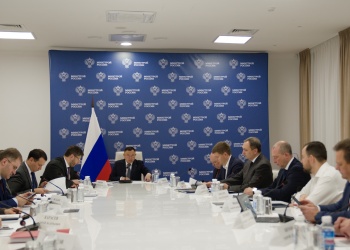  В Минстрое России прошло еженедельное совместное совещание с регионами и главными распорядителями бюджетных средств