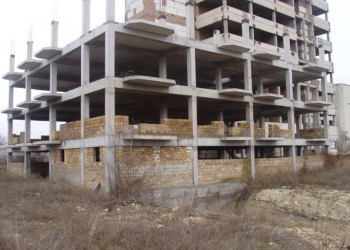 Российскими властями приняты решения ещё по 76 объектам незавершённого строительства