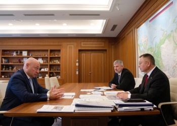 Ирек Файзуллин и Александр Галушка обсудили предложения по развитию стройотрасли и сферы ЖКХ в рамках реализации федеральных проектов 