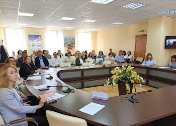 Саморегуляторы Чувашии организовали встречу представителей строительных компаний со специалистами Росреестра