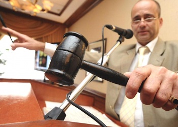 В деле поволжской СРО суд указал, что редукцион является конкурентным способом заключения договоров