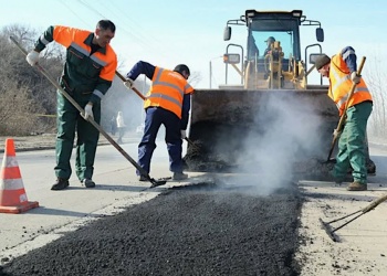 В судебном споре казённого учреждения и подрядчика с участием томской СРО ключевым стал вопрос о характере ремонта автомобильной трассы