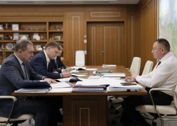 Меры по дальнейшему развитию строительной отрасли и жилищно-коммунального хозяйства обсуждали в Минстрое России