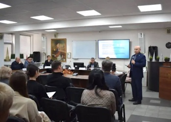 СРО Чувашии организовала совещание, посвящённое проблемам неисполнения контрактов в строительной отрасли