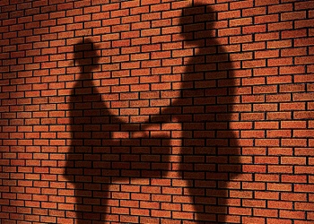 По инициативе Валерия Мозолевского на совещании с участием губернатора рассмотрят выявленные СРО факты коррупционной направленности