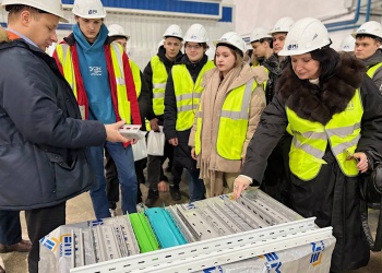 Самарская СРО организовала экскурсию на завод электромонтажных изделий для студентов, будущих строителей 