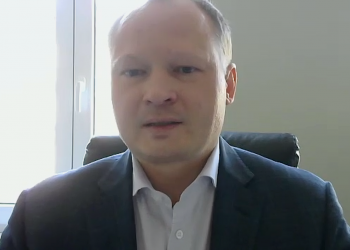 Антон Мороз принял активное участие в заседании комиссии Общественного совета при Минстрое России